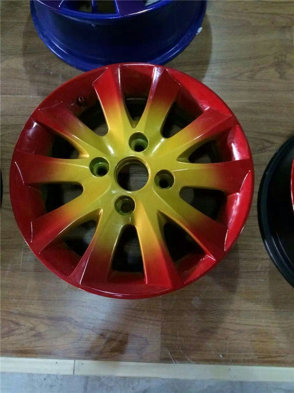 轮毂彩绘修复前